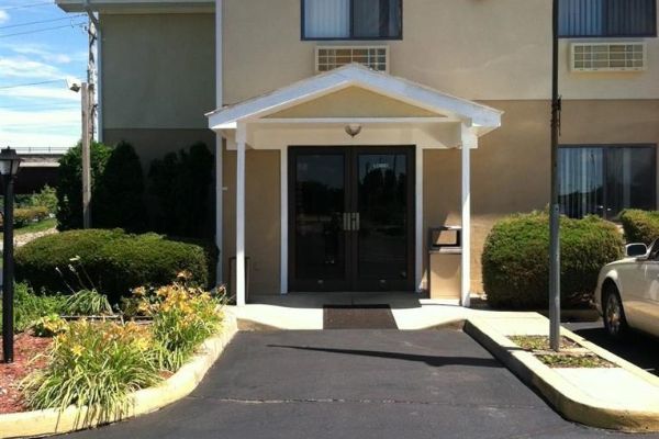 CORNING INN (Painted Post)